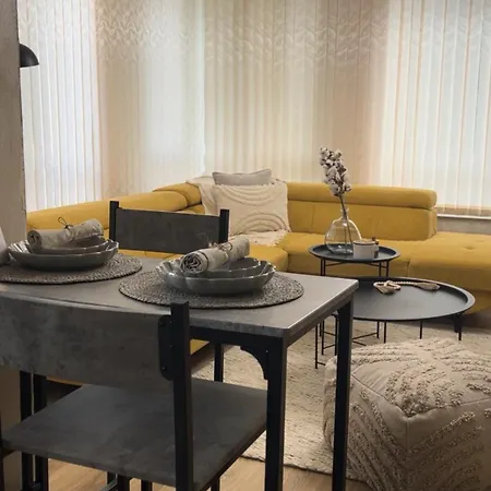 Lägenhet славянска резиденс - спокойствие в центъра на *